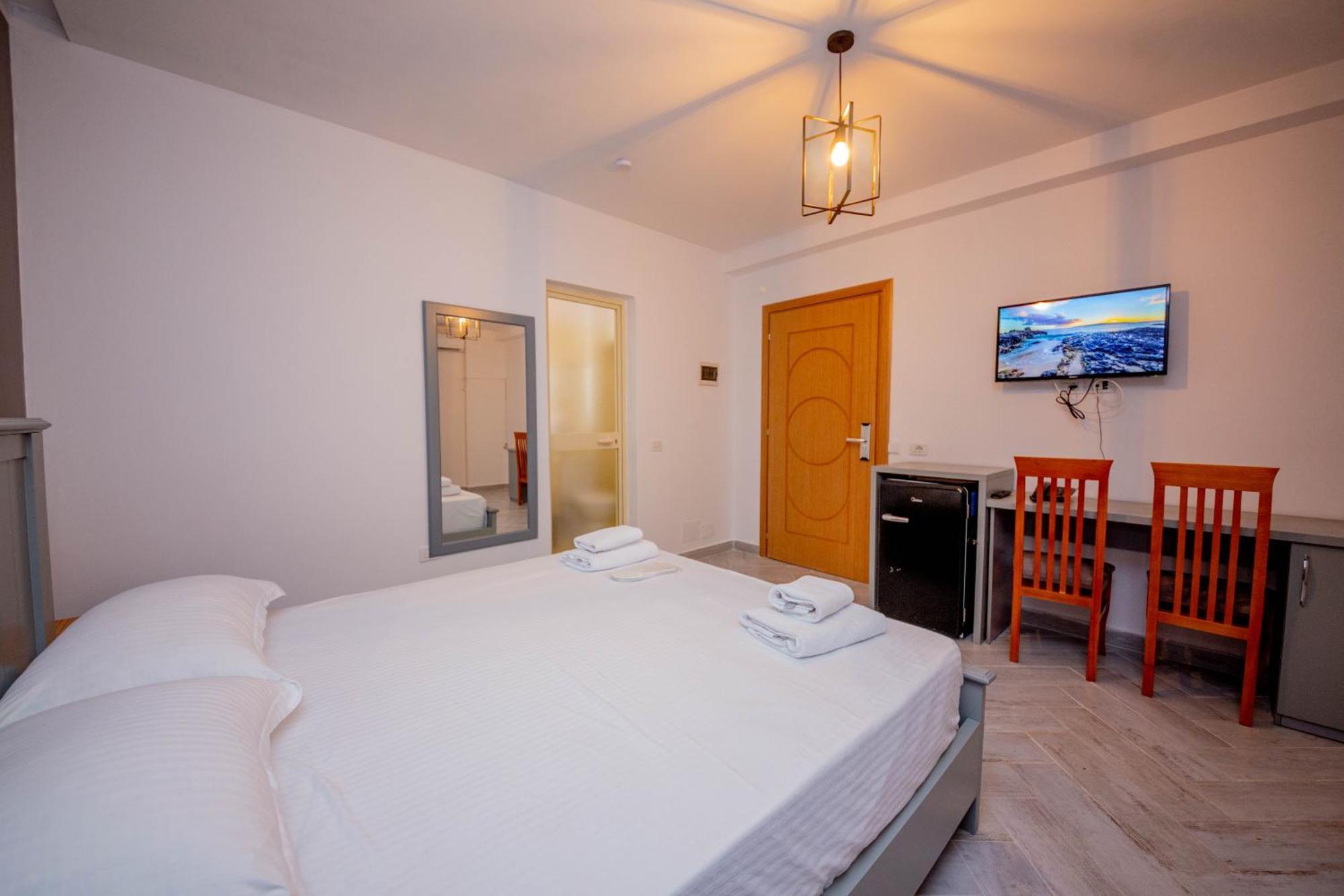 Aerial Hotel Vlorë Cameră foto